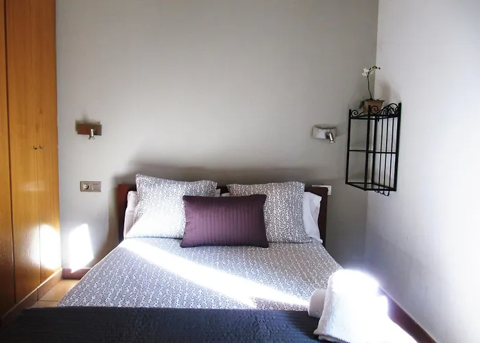 Nou Rambla 3 Bedroom * Barcellona