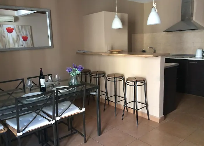 Nou Rambla 3 Bedroom Appartamento